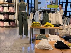 -lululemon(新天地店)