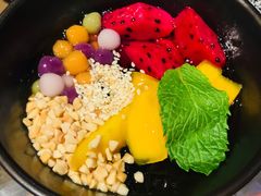 五彩冰粉-云海肴·汽锅鸡·云南菜(美罗城店)