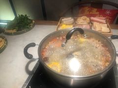 -尚尚仙·酸汤猪手·猪肚鸡火锅(华联万柳购物中心店)