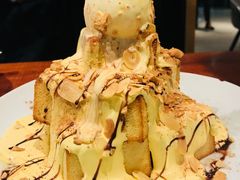 焦糖坚果吐司金字塔-卡朋厨房(289艺术园区店)