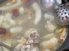-濠轩阁特色生蚝火锅(水湾路店)