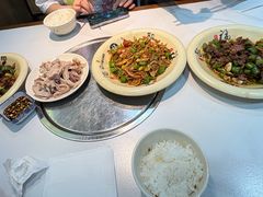 -何永光123鲜牛肉馆(1号店)