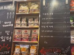-WOW LUCKY创意韩料(龙阳广场店)