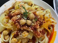 -烤肉小伙烤肉店
