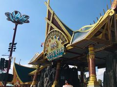 -七彩云南欢乐世界