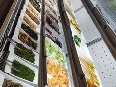 -哈尔滨小酒馆·鲜肉现穿自助烧烤(康新花园店)