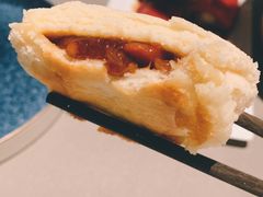 酥皮叉烧包-荣轩(新荣记环球金融中心店)