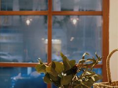 -C.Y Cafe