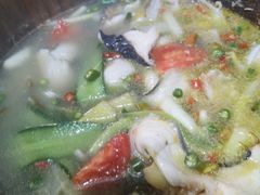 -秋语木桶鱼.酸菜鱼(开发区火车站店)