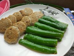 均安煎鱼饼拼煎酿尖椒-聚家渔村·寻味顺德(大良店)