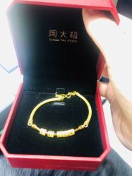 -周大福CHOW TAI FOOK(浦东八佰伴店)