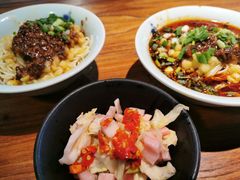 -兵哥豌豆面(雅颂居店)