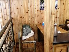 大堂-老东镇啤酒屋海鲜加工·蒸汽海鲜·海鲜烧烤(台东店)