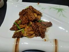 -闫府私房菜·百年鲁菜(恒隆店)