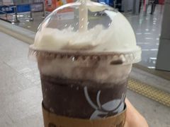 -瑞幸咖啡(东直门枢纽店)