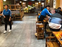 大堂-锅来乐地锅鸡(安亭店)