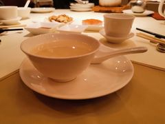 椰子雪耳煲老鸡（汤）-利苑酒家(华熙国际店)