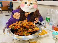 -凤凰路何眼镜香辣蟹(花果园店)