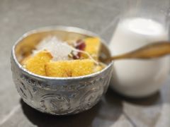 -桥边小楼·手工云南菜·古城观景小楼