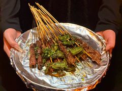 -何师烧烤Pro ·江湖川菜·小龙虾·精酿啤酒(太古里旗舰店)