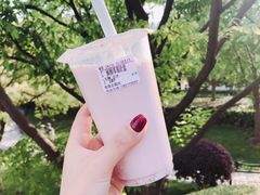 鲜醇草莓欧蕾-CoCo都可(香港名都店)