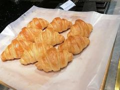 -昆山裕元花园酒店·温莎西餐厅