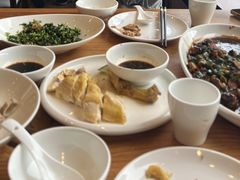 -侬佳蒸菜馆(听潮店)