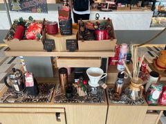 零售区-星巴克臻选(珠海富华里店)
