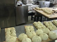 干净整齐的操作间-庆丰包子铺(白塔寺店)