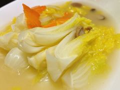 上汤娃娃菜-大理实力希尔顿酒店御璽中餐厅YUXI – CHINESE RESTAURANT