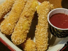炸芝士条-Tube station站点比萨(王府井百货店)