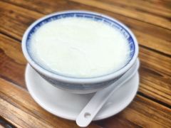 -周大娘牛乳(旧寨古村总店)