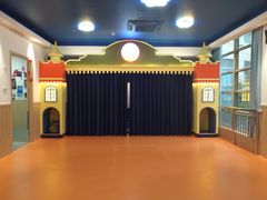 -小门牙好性格托育(北外滩中心)