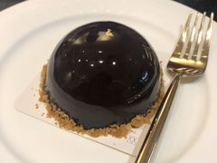 小黑裙蛋糕-双风车咖啡馆 Twin Windmills(六道口店)