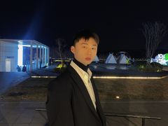 -湖滨银泰in77 C区-停车场