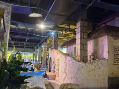 -泉城欧乐堡戏水湾艺术养生温泉