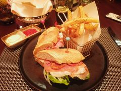 -杭州西子湖四季酒店-WL BISTRO西湖餐厅(灵隐路店)