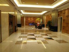 -大宁国际商业广场-地下停车库