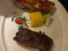 安格斯黑牛雪花拼鹅肝-波特曼西餐厅(中央大街店)