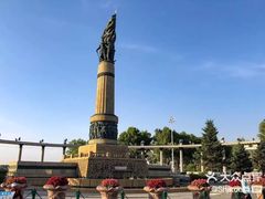 -人民防洪胜利纪念塔