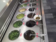自助调料区-土连锅·现熬养生汤锅(梁家巷店)