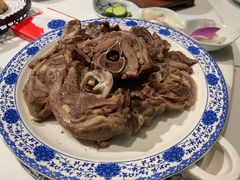 手抓羊脖-宁夏国强手抓羊肉·清真菜(未央路凤三店)
