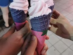 草莓冰淇淋-麦当劳(新王府井店)