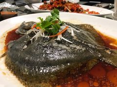 -铜锣湾·有麝自然香(渝北财富中心店)