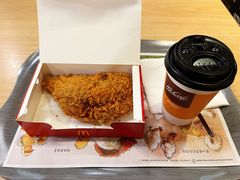 -麦当劳(杭州西湖银泰百货店)