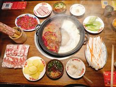 -萍姐火锅·公路夜市(武汉首店)