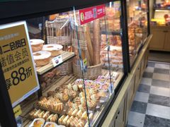 面包甜点陈列柜-味多美蛋糕(欢乐谷店)