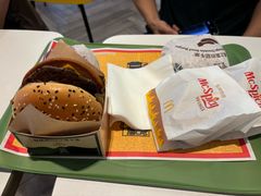 -麦当劳(保利若比邻店)