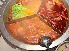 -享遇.锅姥姥牛排海鲜自助(小寨店)