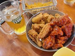 -BHC炸鸡(明洞总店)